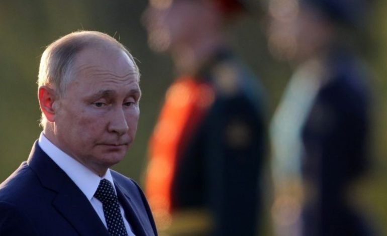 ALARMI/ Ish agjentët sekretë amerikanë: Putin ka punësuar agjentë të dyfishtë në FBI dhe CIA