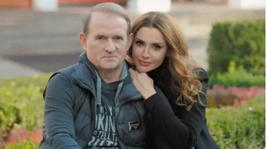 I KAPUR NGA FORCAT UKRAINASE/ Gruaja e mikut të Putin thirrje Johnson për shkëmbim: Më ndihmoni të kthej Viktorin