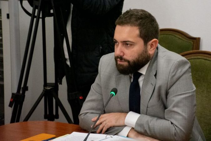 INCIDENTI I RAMËS NË GJERMANI/ Reagon Kryeministria: S’kishte lidhje me vendosjen e maskës, por…