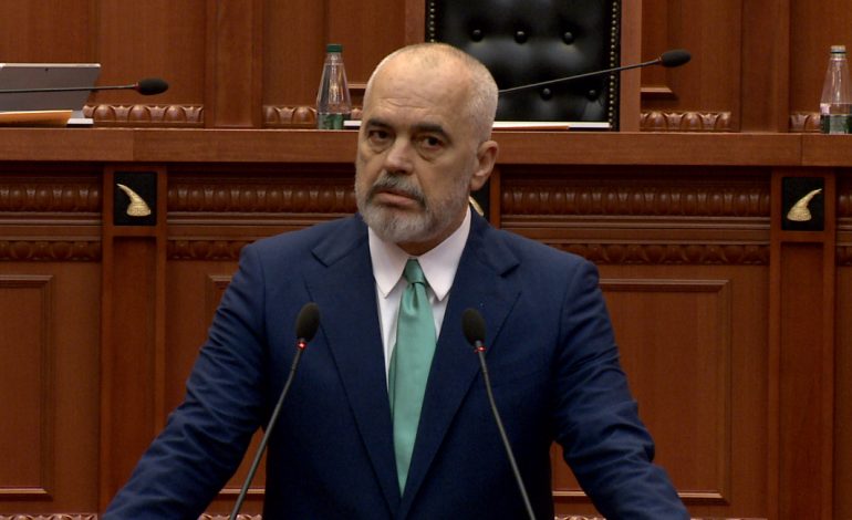 “O VDEKSHA UNË PËR JU”/ Rama s’i ndahet deputetëve të opozitës: Jeni infektuar me virusin e budallëkut
