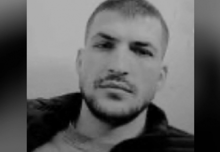 U HOQ SI PAKISTANEZ DHE I NGRITI ZËRIN TELEVIZORIT…/ Si e futi në kurth 27-vjeçari shqiptar, adoleshenten greke për ta përdhunuar