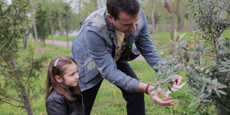 “DITA E TOKËS”/ Veliaj: E mbyllim këtë sezon me 114 mijë pemë të mbjella