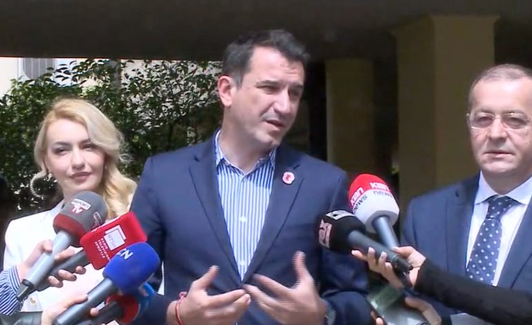 URON PASHKËT DHE JEP LAJMIN/ Veliaj: Një shtatore e Nene Terezës në Parkun e Liqenit, vend lutjeje e reflektimi