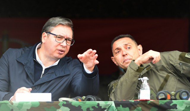 “MUND TA URRENI POR…”/ Ministri serb rrëfen prapaskenat e kërcënimit me jetë të Vuçiç: E mora shumë seriozisht, ai…