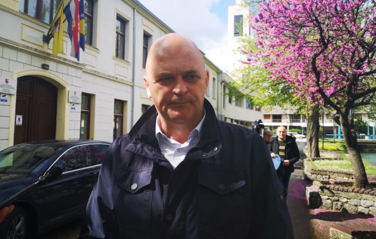 TËRMETI I FUQISHËM NË BOSNJE/ Kryebashkiaku: Nuk mund ta rikthejmë jetën e humbur, por mund ta bëjmë më të lehtë për familjen