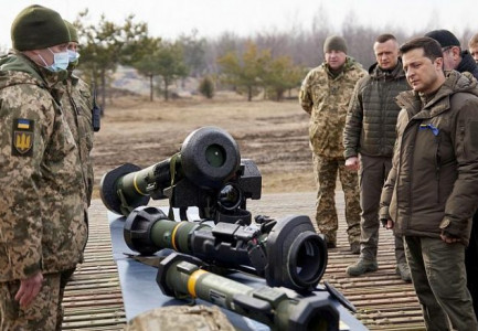 SULMET RUSE/ Këshilltari i ngushtë i Zelenskyt kritika Bashkimit Evropian: Nuk po na japin armët që u kërkojnë…