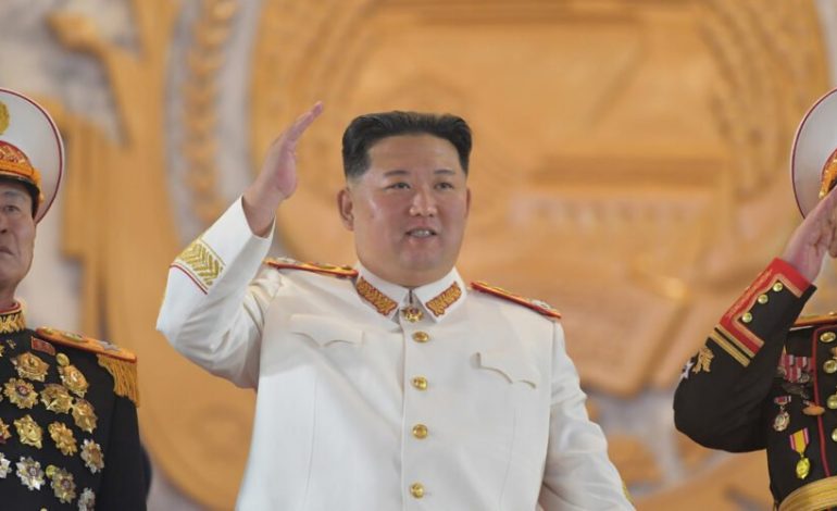 KIM JONG UN LETËR VLADIMIR PUTINIT/ Publikohet mesazhi që i dërgoi