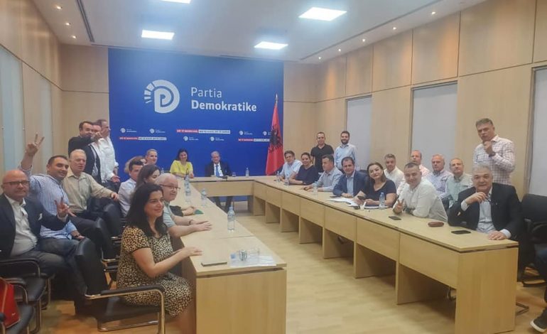 NDRYSHON LISTA E KANDIDATËVE PËR KRYESINË E PD/ Ja emri që është shtuar