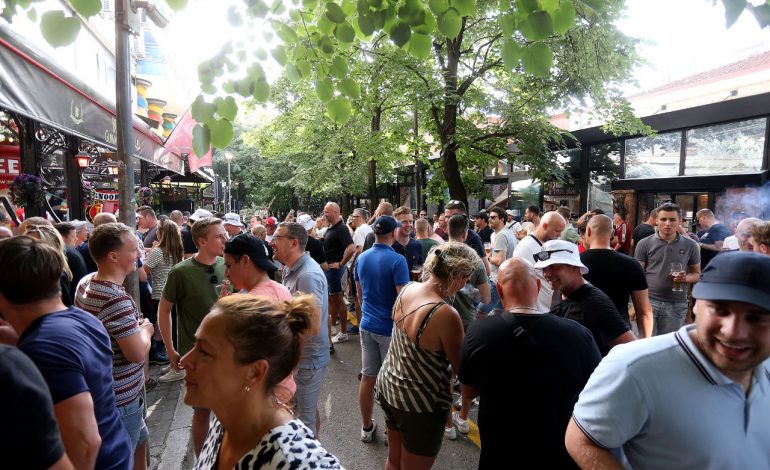 E FUNDIT/ S’’kanë të ndalur incidentet para finales, tifozët holandezë përplasen me forcat e policisë. Lëndohet…