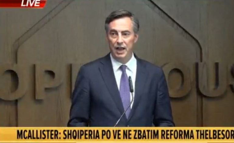 A E NJEH DHE A DO BASHKËPUNOJË ME BERISHËN? Ja si përgjigjet zyrtari i Parlamentit Europian