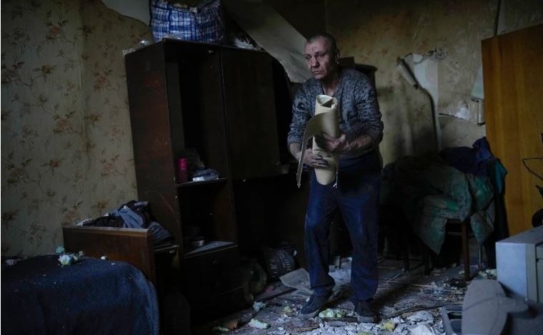 LUFTA/ Ukraina: Rusia bombardoi 40 qytete në rajonet Donbas dhe Luhansk