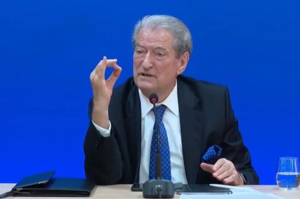 FTON NË DEBAT PUBLIK RAMËN/ Berisha: T’ia themi njëri-tjetrit në sy të gjitha