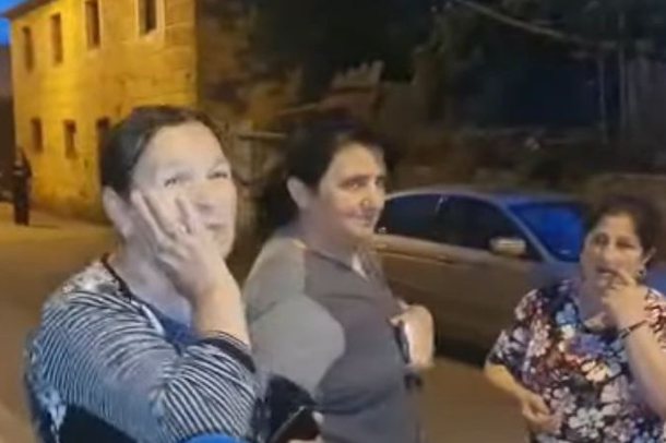 “FAMILJE ME HALLE, JETONIN ME GJAK NË ZEMËR”/ Tragjedia në Fushë Arrës, flasin fqinjët