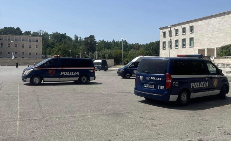 MASAT PËR FINALEN/ Poicia “BLINDON” Tiranën, ja PAMJET