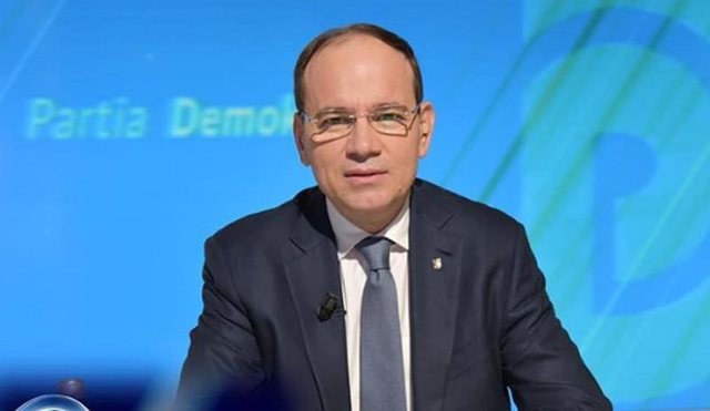 LAJMI I FUNDIT! Bujar Nishani në gjendje të rëndë shëndetësore. Mbahet në jetë me APARATURA