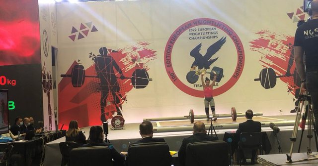 VAJZA E ARTË E SHQIPËRISË/ Evangjeli Veli kampione Europe në shkëputje