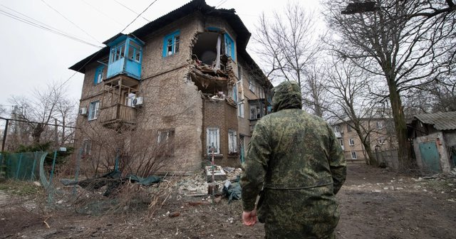 LUFTA/ Rrëfimi tronditës nga Bucha: Çeçenët vranë pa mëshirë ushtarët rusë të plagosur, i varrosën me ukrainasit