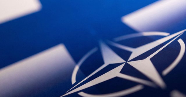 “HISTORIKE”/ Finlanda dhe Suedia dorëzojnë aplikimet për anëtarësim në NATO