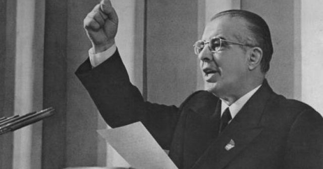 Historia e panjohur e shqiptarit që doli nga burgu me ndërhyrjen e Ajnshtajnit/ Promemoria për Enverin në ‘45
