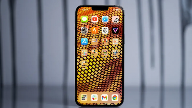 NUK NDALET/ Apple thuhet se po teston iPhone me USB-C