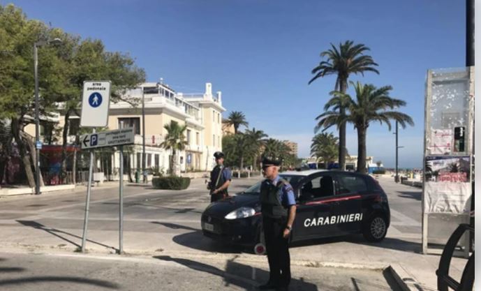 E PËSOJNË KEQ NIPI ME DAJËN NË ITALI/ U kapën me 20 kg kokainë me vlerë një milion euro