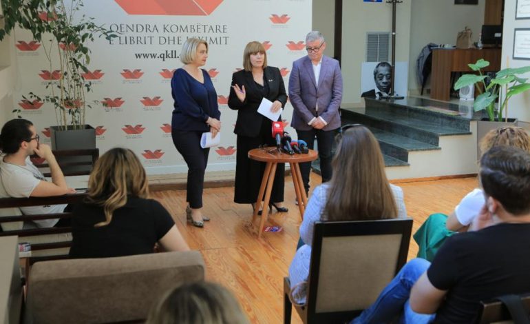 NË MBËSHTETJE TË SHKRIMTARËVE TË RINJ/ Qendra Kombëtare e Librit dhe Leximit shpall fituesit