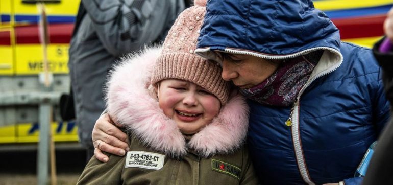 “VERSION I RRËMBIMIT…”/ The Guardian: Putin nënshkruan dekretin, ja çfarë do të ndodhë me fëmijët ukrainas
