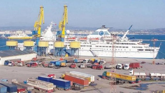 SEKUESTRIMI I KOKAINËS NË PORTIN E DURRËSIT/ Shoqërohet në polici ekuipazhi i anijes, ja çfarë u zbulua