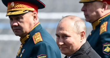 SULMET RUSE/ Inteligjenca britanike: Putin shkarkon komandantët e lartë për dështimet ushtarake në Ukrainë