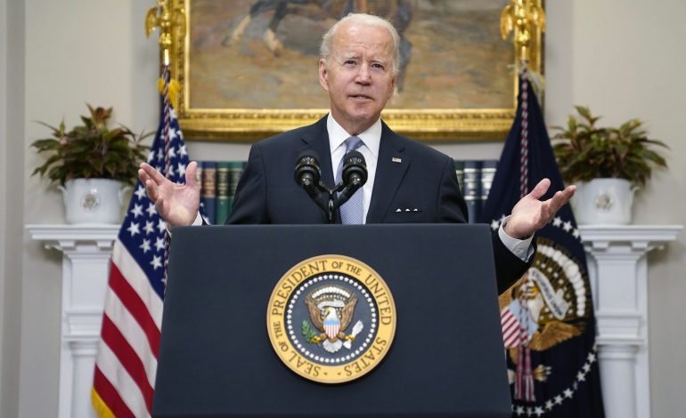AKUZA PUTINIT/ Biden: Po tenton të “fshijë” identitetin ukrainas, por lufta po i kthehet kundër. NATO…