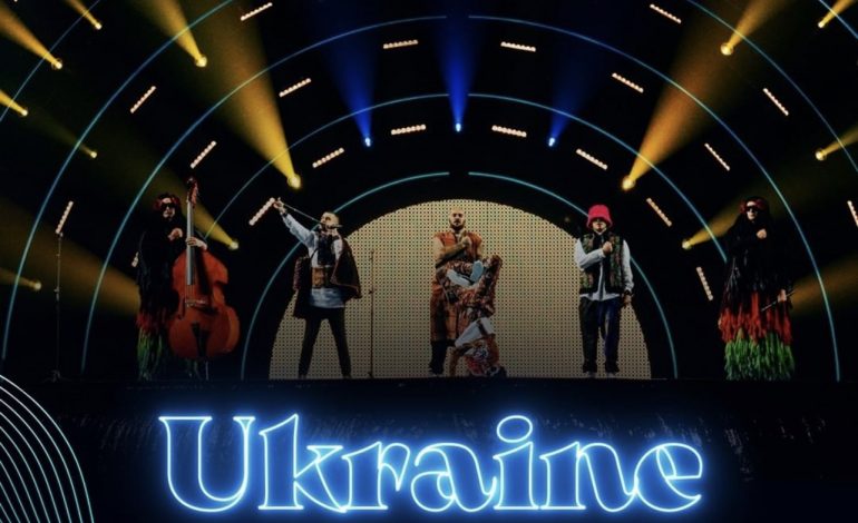 “EUROVISION 2022”/ Ukraina shpallet FITUESE, mes emocionesh dhe thirrjes për PAQE