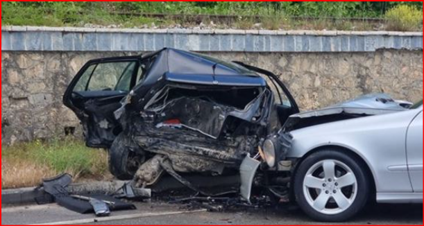 AKSIDENT NË POGRADEC/ Përplasen 2 automjete, plagosen 4 persona