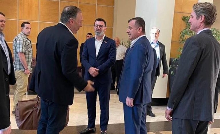 FOTOLAJM/ Ish-sekretari amerikan i Shtetit viziton Tiranën, Mike Pompeo vjen për herë të parë në Shqipëri