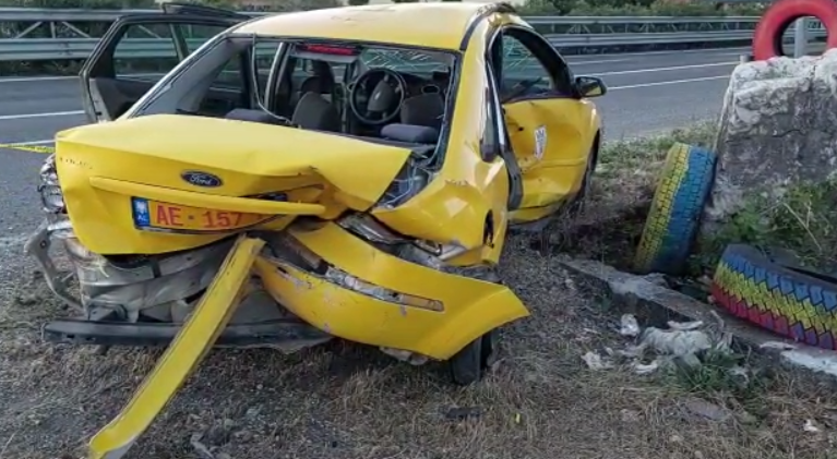 AKSIDENT I RËNË NË MILOT-MAMURRAS/ Familja ishte nisur drejt Rinasit, gruaja ndërron jetë, burri dhe fëmijët nisen drejt Traumës