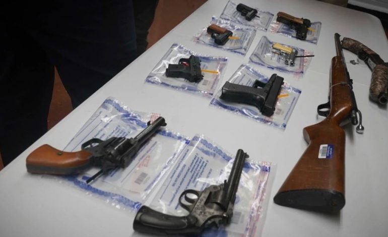 TRAGJEDIA NË TEXAS/ VOA: Epidemia e heshtur e armëve që marrin jetë fëmijësh