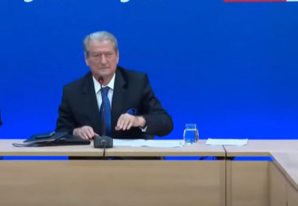 AKUZA RAMËS/ Berisha: Qëndrimet e tij për drejtësinë të denja për Korenë e Veriut