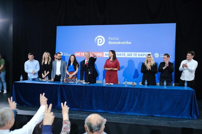 GARA PER KRYETAR/ Berisha fton demokratët të marrin pjesë në zgjedhje: PD do të vijë në pushtet vetëm nëse…