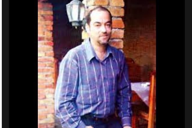 LAMTUMIRË “TOMKA”! Ndërron jetë në moshën 57-vjeçare aktori i njohur Enea Zhegu