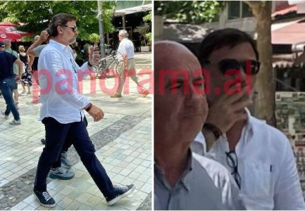FOTOLAJM/ Enkelejd Alibeaj dhe “dobësia e tij” për holandezët, shfaqet te Fan Zona e Feynoordit