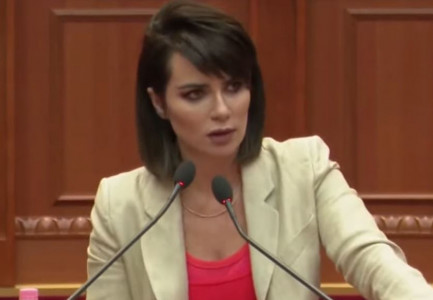 “PO TË JESH ME PD-NË TË HEQIN NGA NDIHMA EKONOMIKE”/ Grida Duma: Pika e parë e diskriminimit është për bindje politike