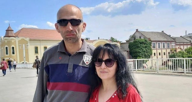HORRORI! Gruaja copëton burrin me sharrë elektrike dhe më pas e gatuan