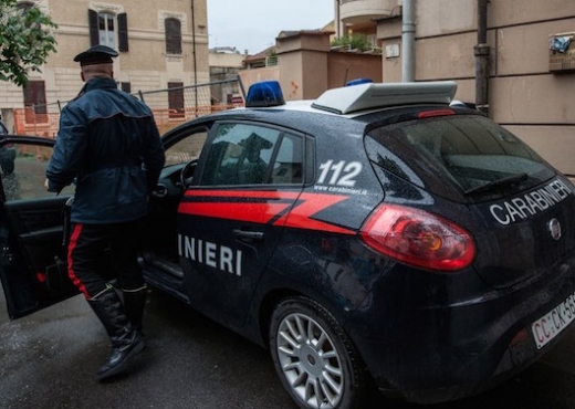 E RËNDË/ Dy shqiptarë të goditur me thikë gjenden në mes të rrugës në Itali (EMRAT)