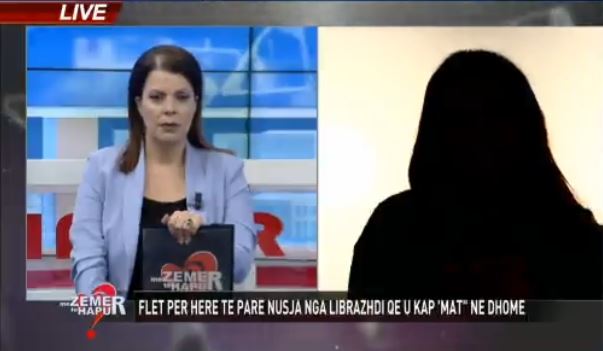 “THOTË FJALË TË PISTA”/ Nusja që u kap mat me të dashurin në shtëpinë e burrit: Babai më dhunoi edhe në sy të policëve