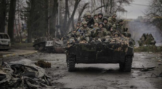 MASAKRA E PUTINIT/ Forcat ruse qëllojnë mbi autokolonën me civilë në Kharkiv, disa të vdekur, mes tyre edhe një 13-vjeçare