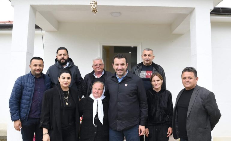 NJË SHTËPI TË RE PËR BAJRAM/ Veliaj: Mirënjohës për këdo ka ndihmuar një familje në vështirësi