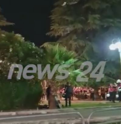 E FUNDIT/ Efektivët e policisë vënë skafandrat dhe nisen drejt stadiumit. Çfarë po ndodh në “Air Albania”