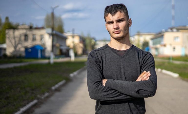 U MBIJETOI TORTURAVE RUSE/ I riu rrëfehet për “The Times”: Na çonin në bodrume, pasi zhvisheshim na zhysnin kokën në…