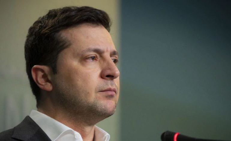 PËRKUJTON FUNDIN E LUFTËS SË DYTË BOTËRORE/ Zelensky: Me një shkurt të përjetshëm e pranverë bardhezi…