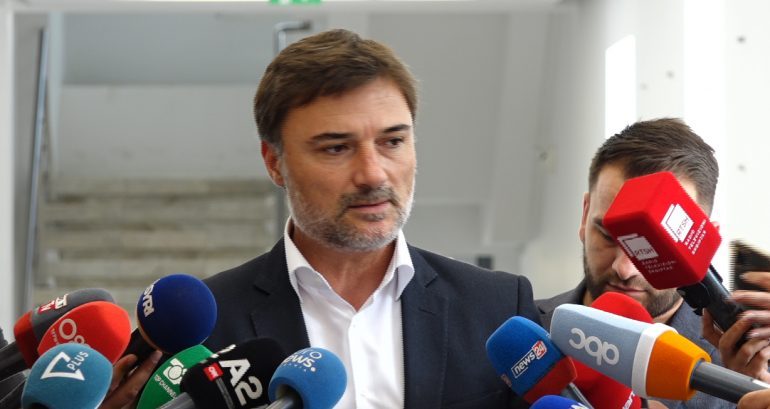 “GIMI ËSHTË SI PUNA IME”/ Alibeaj për arrestimin e Kajmakut: Çfarë do të thotë sot Rama