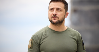 LUFTA/ Zelensky: Ukraina nuk është një urë midis Perëndimit dhe Rusisë